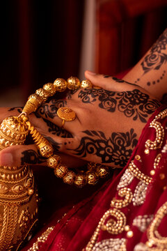 Hands of a Somali Bride 