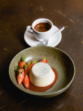 Vanilla panna cotta 