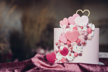 pink hearts cake for valentine's day