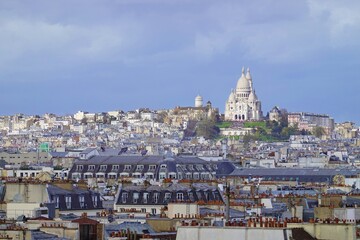 Fototapeta na wymiar Montmartre under sunlight