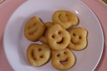 Batatinha Frita / Carinha Feliz