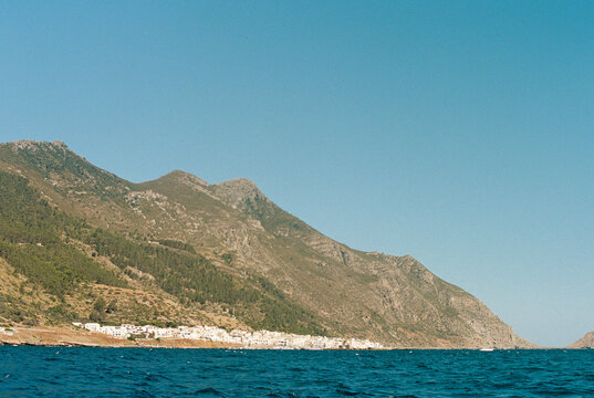 Apparoching Marettimo by sea
