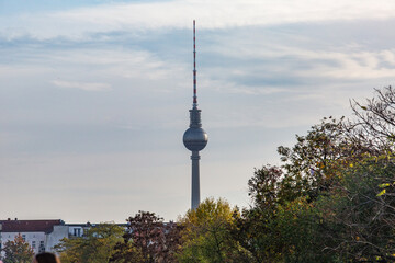 Berliner Fernsehturm bei Sonnenuntergang © Dominik Rueß
