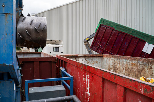 recycling container