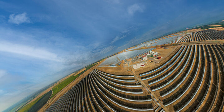 50MW solar power - parabolic trough reflectors - renewable energy 