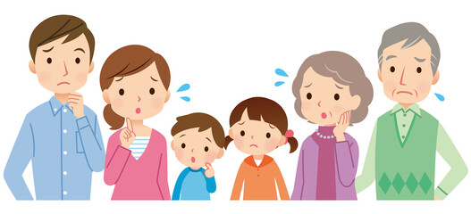 三世代家族　心配する表情　家族　横並び