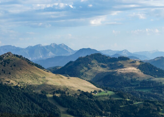 Fototapeta na wymiar Summits in the French Alps