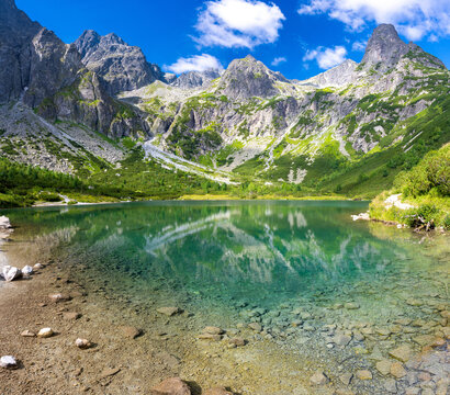 Fototapeta amazing mountain lake Zelene pleso in Tatra mountains in Slovakia