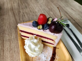 cheesecake with strawberry