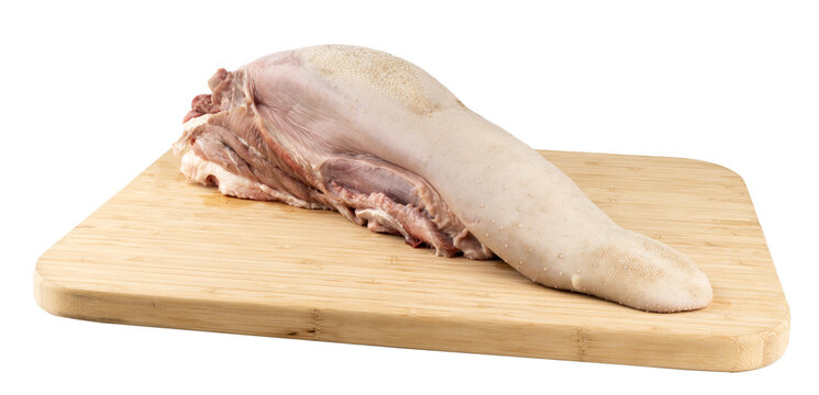 beef tonque one a wooden board