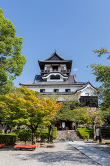 夏の犬山城天守閣_犬山城内庭園