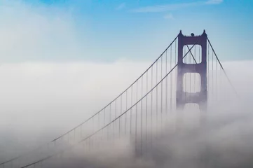 Cercles muraux Pont du Golden Gate Golden Gate Bridge at dawn