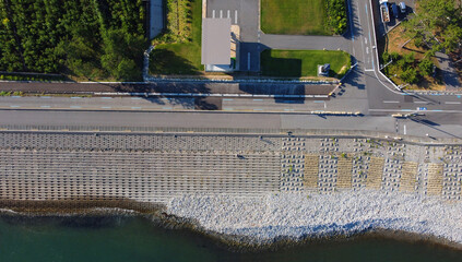 海岸線ドローンでテトラポット空撮