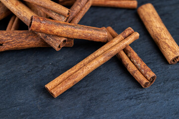aromatic cinnamon sticks used in cooking and confectionery products