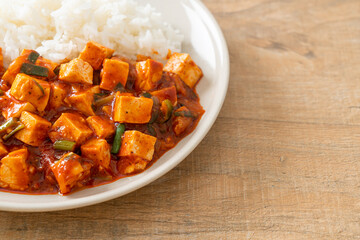 Mapo Tofu - The traditional Sichuan dish of silken tofu and ground beef, packed with mala flavor from chili oil and Sichuan peppercorns.