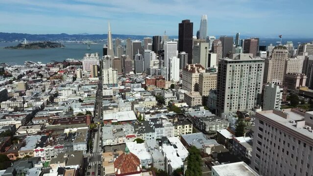 Aerial view over the Nob Hill district, toward downtown San Francisco, sunny USA