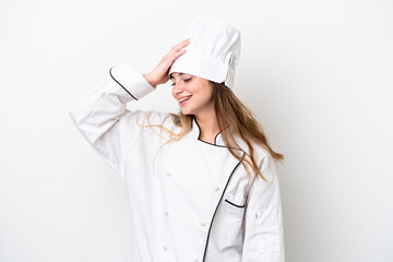 Young caucasian chef woman isolated on white background has realized something and intending the solution