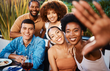 Obraz premium Smile, portrait and selfie of friends at restaurant, bonding and happy memory together. Face, group and profile picture at cafe in celebration of party, fine dining and eating food on social media