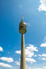 Naklejka premium Tagesausflug in die Bayrische Hauptstadt München an einen sonnigen Sommertag - Bayern - Deutschland
