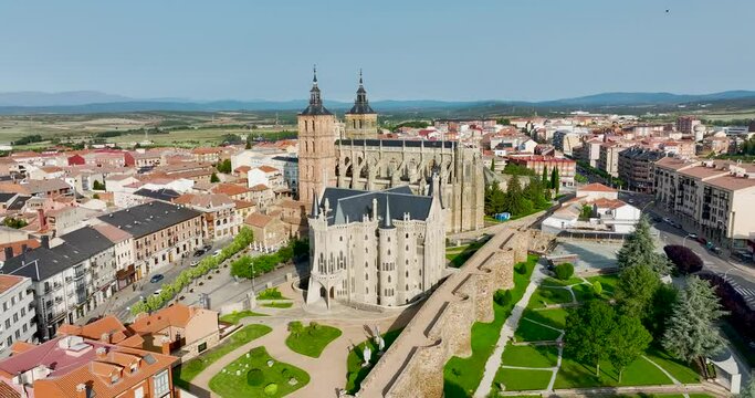 Episcopal Palace of Astorga and Cathedral