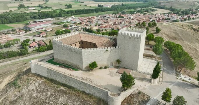 Castle Monzon de Campos in Palencia