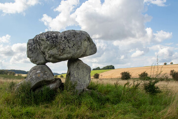 The Devil's Den Neolithic Monument
