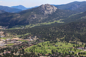 Fototapeta na wymiar Estes Park Colorado Rocky Mountain Hiking Trial Views