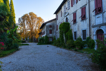 Fototapeta na wymiar ancient medieval rural village of Strassoldo. Friuli, Italy