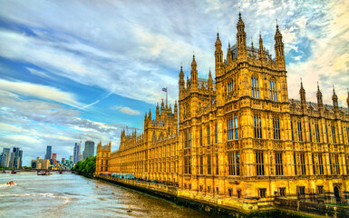 Fototapeta premium The Palace of Westminster in London at the River Thames, England