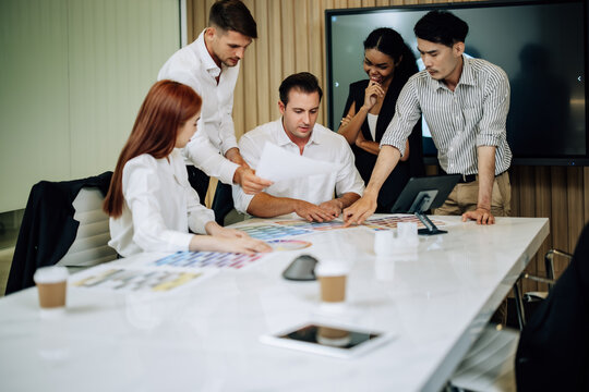 Diverse team apply design thinking to gather insights, propose solutions. Evaluate, create prototype