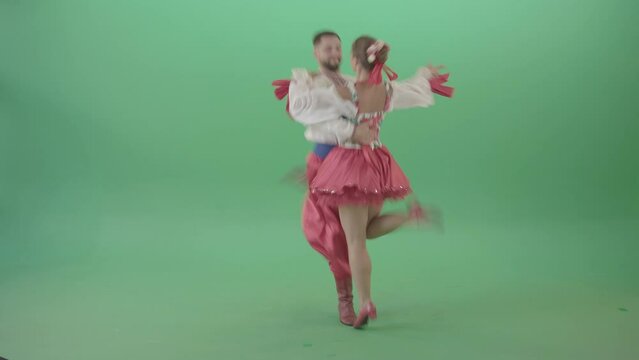 Ukrainian folk dance wedding dancing copule in Ukraine isolated on Green Screen - 4K Video Footage
