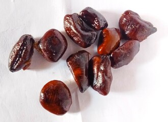 tamarind seeds