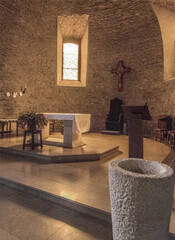 Intérieur de l'église paroissiale de La Couvertoirade, Aveyron, France
