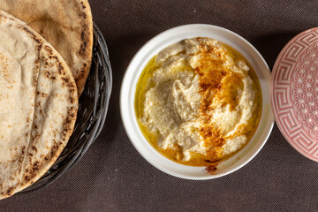 Hummus with Lebanese bread