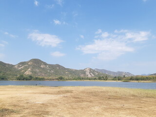 Obraz premium Water reservoir and mountain view