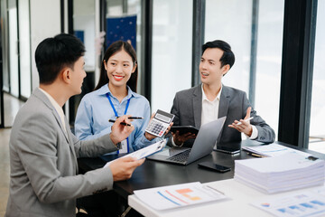 The Conferences,Training Education, Business, start up Concept.Group of smart Business Finance Corporate Development and Businessman making presentation in meeting.