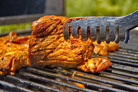 fleisch, essen, grill, barbecue, mahl, schweinefleisch, rind, gegrillt, abendessen, kochen, steak, braten, barbecue, braten, essgeschirr, essen, skewer, lunch, teller, gebraten, dick, lecker, k&ouml;stlich