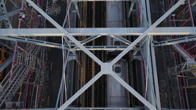 subway williamsburg bridge drone shot