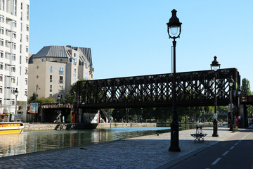 Paris - Quai de la Marne - Passerelle de la Petite Ceinture