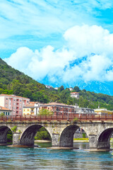 Ponte Azzone Visconti in Lecco, Lombardei (Italien)