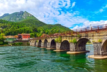 Fototapete Landwasserviadukt Ponte Azzone Visconti in Lecco, Lombardei (Italien)