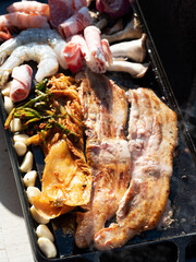 grilled pork ribs with vegetables