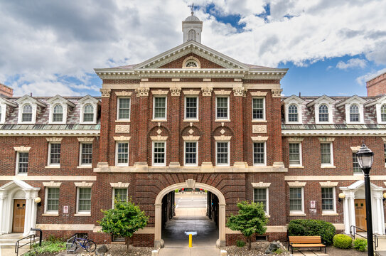 Troy, NY &ndash; US &ndash; Aug 13, 2023 The Quad Archway, the entrance to the three story red brick Quadrangle Dormitories (The Quad), at Rensselaer Polytechnic Institute (RPI) Built between 1916 &ndash; 1927.