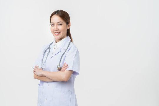 Profile photo of attractive family doc lady patients consultation friendly smiling reliable virology clinic arms crossed wear white lab coat stethoscope isolated white color background