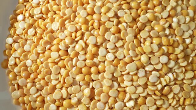 Split Pigeon Peas (Toor Dal) are one of the most popular pulses in India. These hulled, split legumes break down easily when cooked, making them an ideal thickener for curries, soups and stews.

