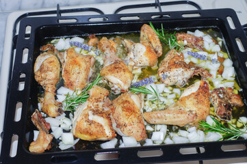 H&auml;hnchen ligurisch italienisch oliven wei&szlig;wein 