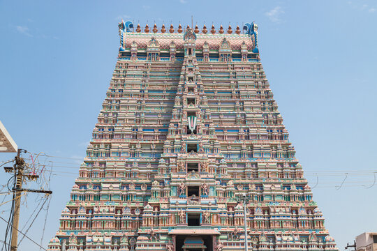 The Rajagopuram, or main gateway, to the Sri Ranganatha Swamy temple at Tiruchirappalli