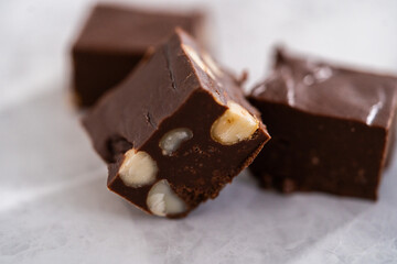 Chocolate macadamia fudge