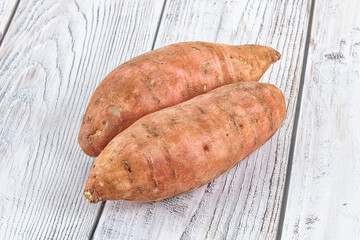 Sweet raw batat for cooking