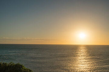 福井 夏の東尋坊から眺める日本海をオレンジ色に染める美しい夕陽